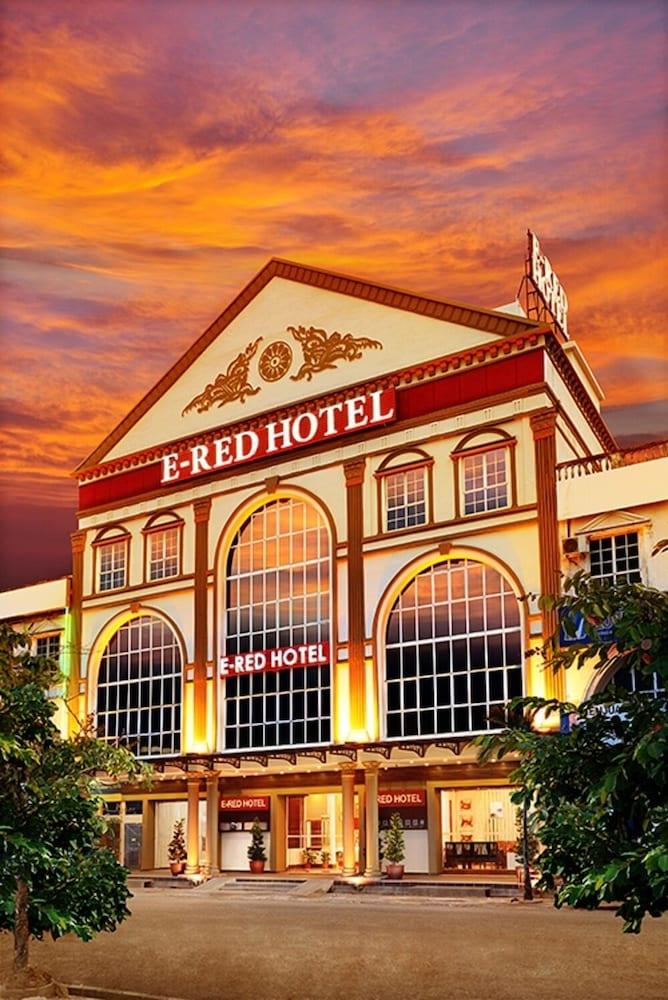 E-Red Hotel Bandar Perda Bukit Mertajam Ngoại thất bức ảnh